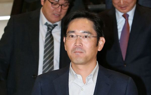 La justicia surcoreana imputa nuevos cargos de corrupción al heredero de Samsung