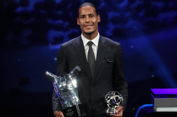 Van Dijk deja a Messi y Cristiano sin el premio a mejor jugador UEFA