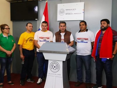 Promesa del Gobierno desmoviliza a un sector de docentes