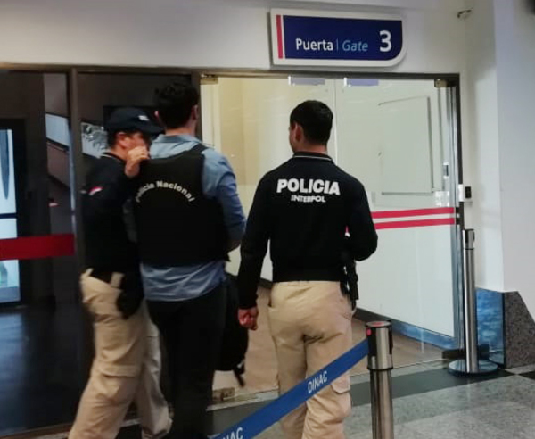 Interno de Tacumbú es trasladado a Brasil para cumplir condena » Ñanduti