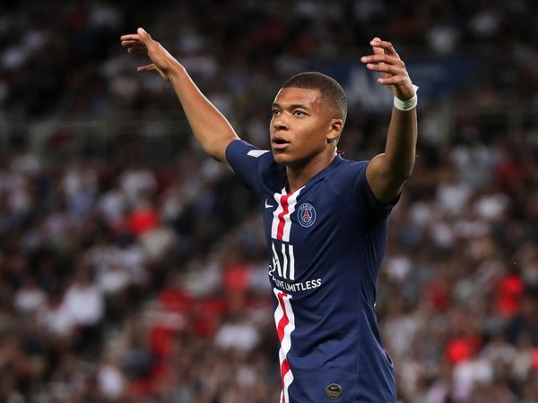 Mbappé vuelve al Bernabéu sin la compañía del sancionado Neymar