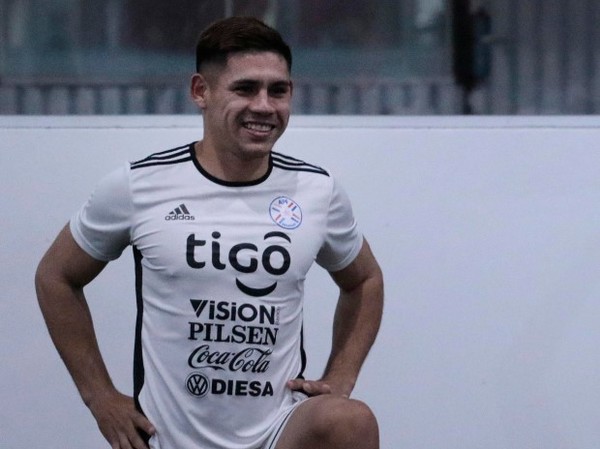 Saúl Salcedo es convocado a la selección paraguaya