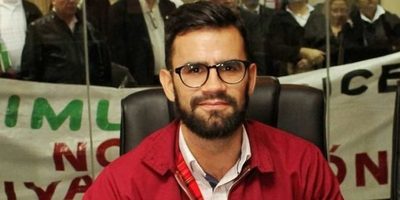 Buye Buongermini: "Hinchar las pelotas es la especialidad de Dani Centurión" » Ñanduti