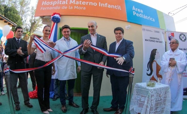 HOY / Salud habilita mejoras en hospital y el dueño de casa ningunea y 'festeja' por Facebook
