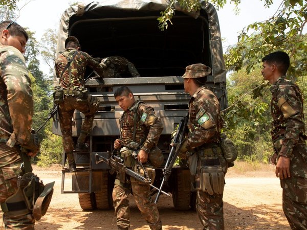 Policía identifica a tres sospechosos de causar incendios en la Amazonía