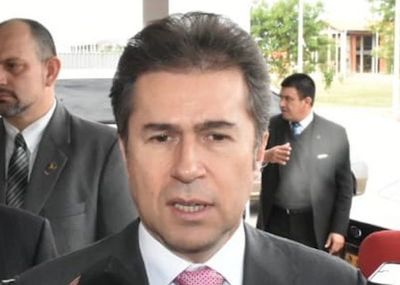 Senador desmintió rumores de supuesto desalojo