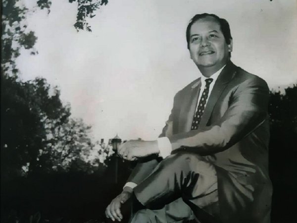 Tributo a Demetrio Ortiz reúne a unos 20 artistas en el Municipal