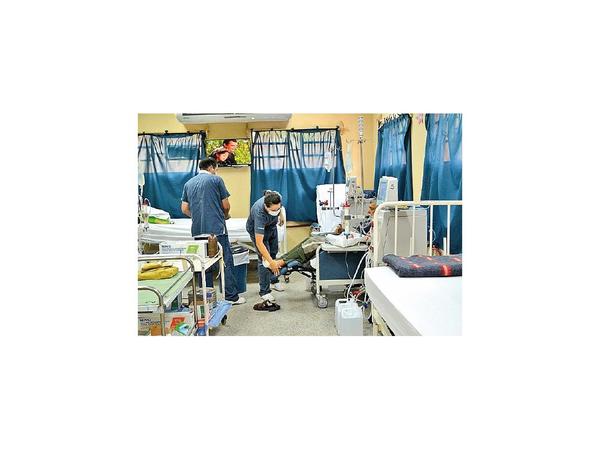 Hospital de Caacupé dializa a 62 renales