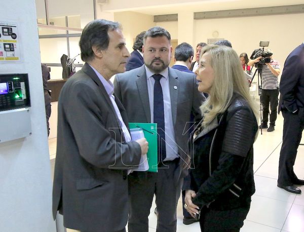 La extradición de Arrom, Martí y Colmán corresponde, dice abogado