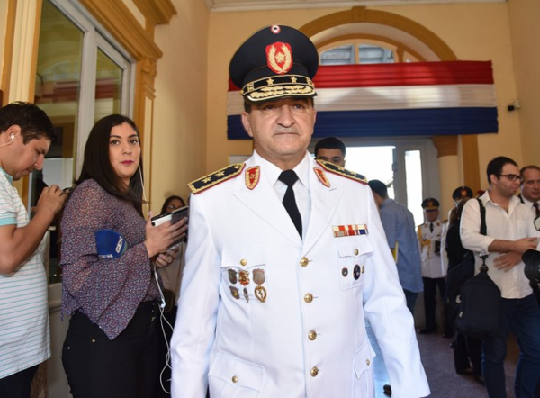 'Necesitamos esa mejora salarial para que al personal le alcance su fin de mes', sostiene comandante policial