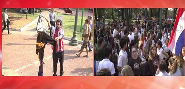 Secundarios marchan exigiendo mayor presupuesto para educación | Noticias Paraguay