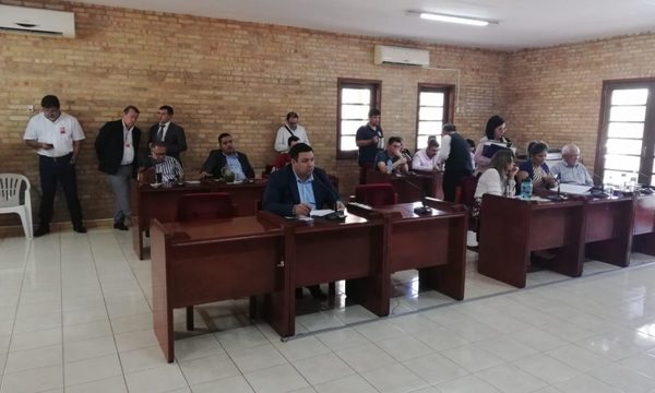 CONCEJALES EMPIEZAN A DAR VÍA LIBRE A PRIETO PARA CONCRETAR OBRAS