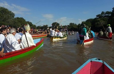 Guaireños honraron a la Virgen del Paso de Itapé •