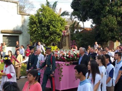 Roseños homenajearon a su santa protectora - Nacionales - ABC Color