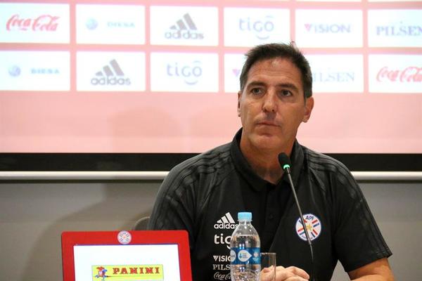 Paraguay busca desarrollar su fútbol de «posesión» en próximos amistosos, manifestó Berizzo | .::Agencia IP::.