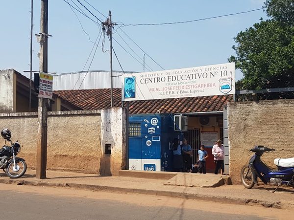 Almuerzo escolar: Padres detectan groseras anomalías en la provisión de los alimentos | San Lorenzo Py