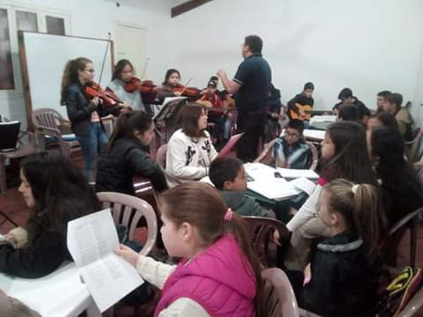 Realizan megaconcierto en el Sur