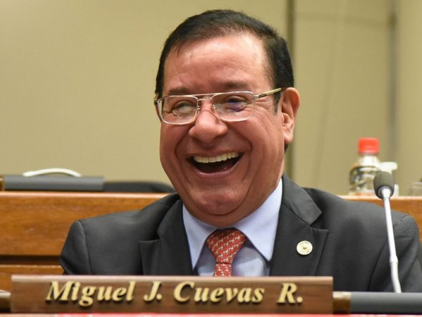 Cuevas dejó sin presupuesto para pasajes y viáticos a la Cámara Baja