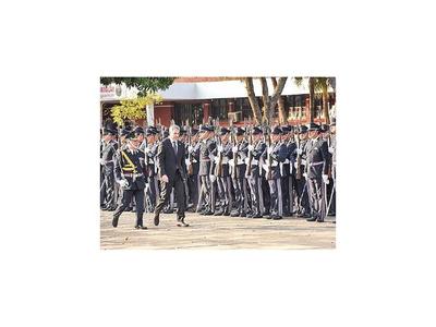 Comandante de Policía pide resistir tentaciones mezquinas