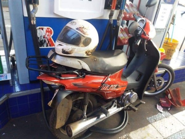 Motociclista murió arrollado cuando cargaba combustible en una estación de servicios