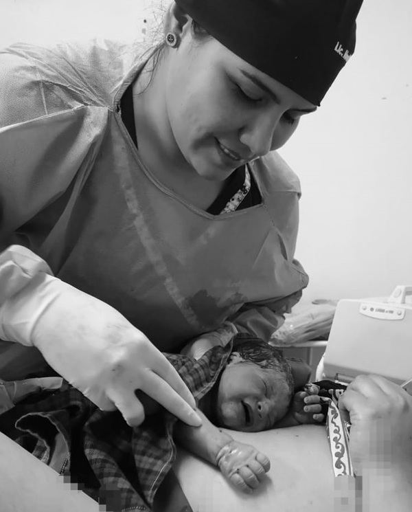 Hoy se recuerda el día el obstetra