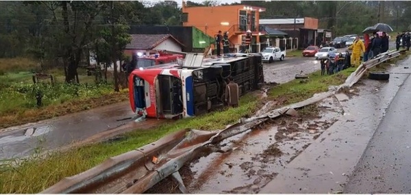 Violento accidente deja un fallecido en Itapúa | Noticias Paraguay