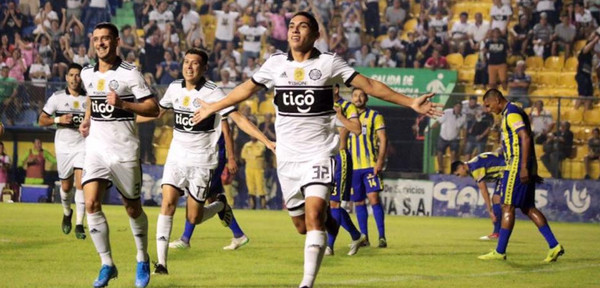 Olimpia aplastó a un débil Capiatá | Noticias Paraguay