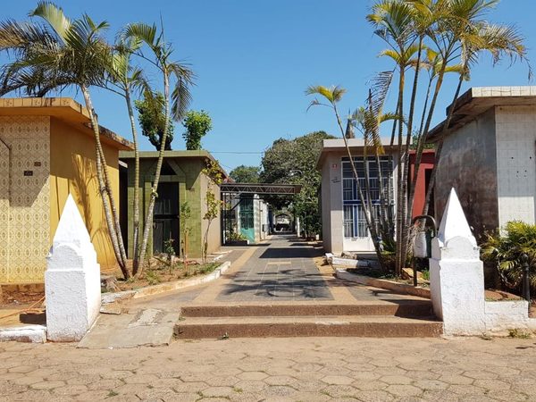 Cementerio. Niegan haber vendido pasillo en vez de lote para féretro | San Lorenzo Py