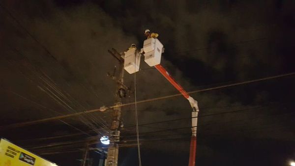 Controlan principio de incendio en subestación de Tres Bocas de la ANDE