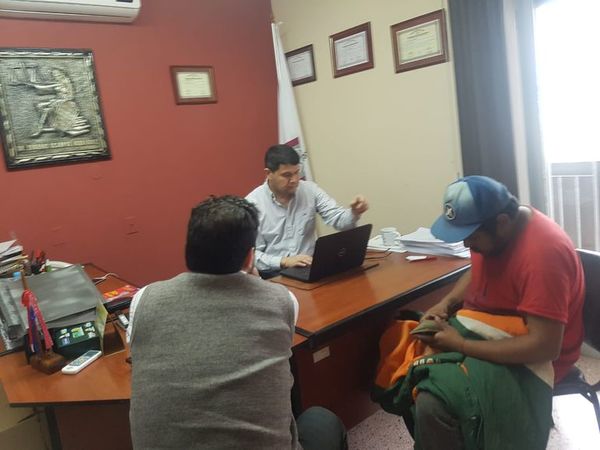 Finalmente, fiscal imputa y pide cárcel para 157 “barras” - Nacionales - ABC Color