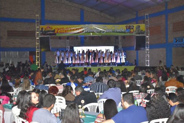 Unas 1.000 personas celebran en festival de Troche - Nacionales - ABC Color
