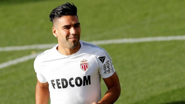 HOY / Falcao negocia su fichaje con un equipo turco