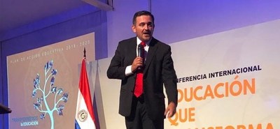Petta pide ser partícipes de la “transformación” de la educación - ADN Paraguayo