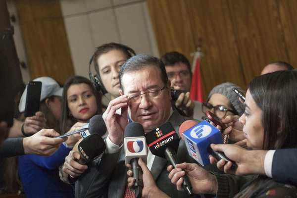 Fiscalía apela decisión de juez de derivar causas de Miguel Cuevas y su hijo a Paraguarí - ADN Paraguayo