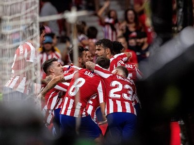 El Atleti toma la punta en España