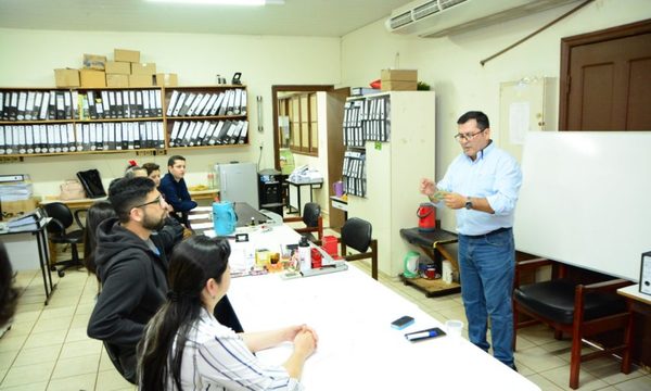 Capacitan a cajeros de comuna esteña sobre detección de billetes falsos, resguardo y traslado de valores
