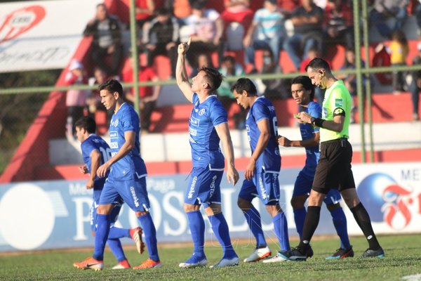 En el debut de Escobar, Sol le ganó a San Lorenzo