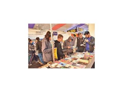 Todo listo para apertura de la  Libroferia de Encarnación