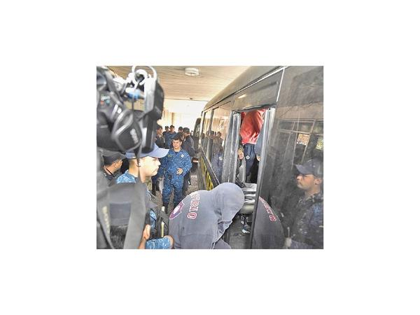 Larga declaración de hinchas con jueza