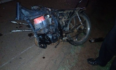 HOY / Motociclista se adelantó, chocó y murió