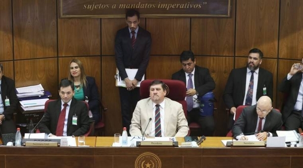 HOY / Piden a clase política no seguir en el vyrorei: “Ejecutivo debe dejar sus peleas internas”