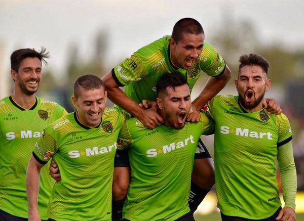 Lezcano derrota al Monterrey con un derechazo - Fútbol - ABC Color