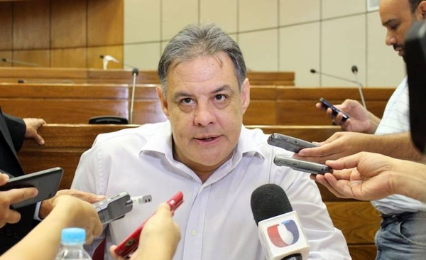 HOY / #DesastreKoMarito: “Tenemos un presidente casi timorato, sin mucha iniciativa”