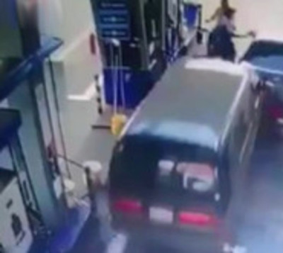 Motociclista fallece arrollado mientras cargaba combustible - Paraguay.com