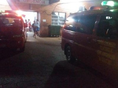 Asesinan de seis tiros a un joven frente a su casa