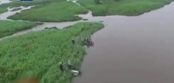 Niño de 11 años desapareció en aguas del río Aguaray | Noticias Paraguay