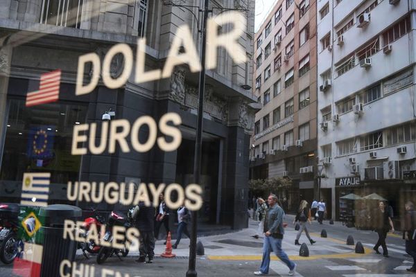 Argentina lanza medidas de control de cambio para recuperar estabilidad - Mundo - ABC Color