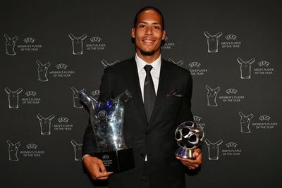 El defensor holandés que destronó a Messi y Ronaldo: Virgil Van Dijk  - Periodismo Joven - ABC Color