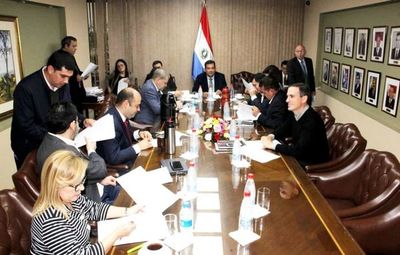 Senado definirá detalles de la cumbre de poderes el miércoles - Nacionales - ABC Color