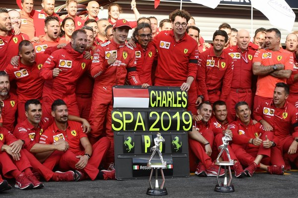 Leclerc se adueña del GP de Bélgica